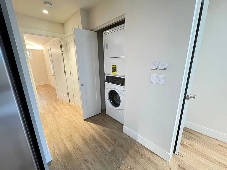 816 Selkirk Pl — Photo 15