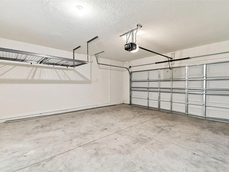 33405 Hamilton Hill Ln — Photo 40