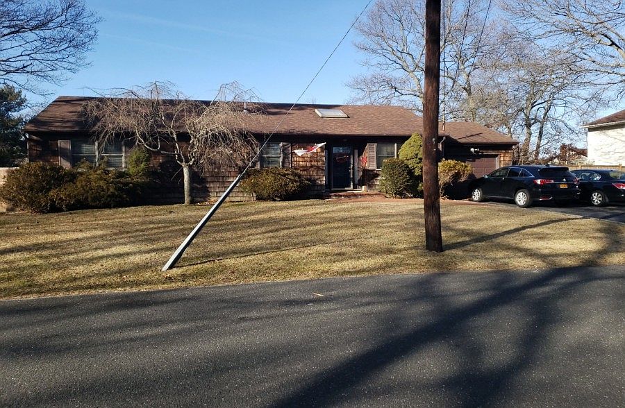 1st image of 15 Dearborn Ave