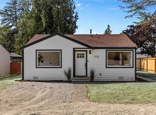 9733 Evanston Ave N, Seattle, WA 98103