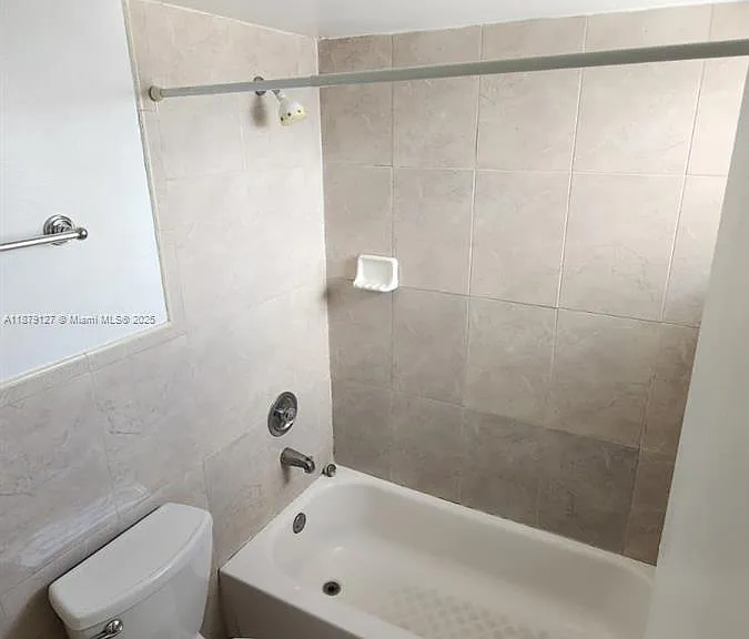 6334 NW 170th Ln — Photo 10