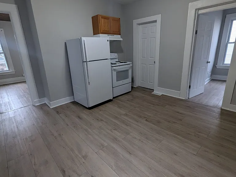 75 Woolsey St #2 — Photo 9
