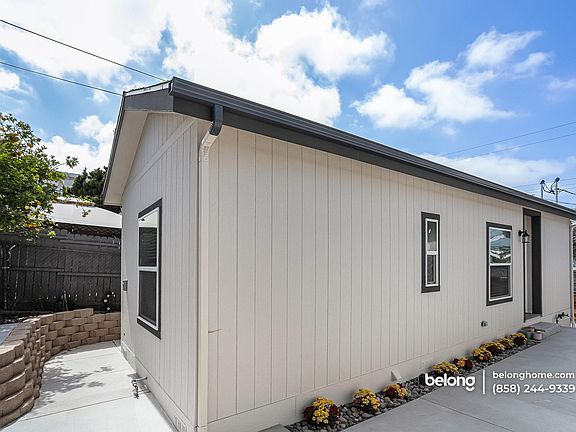 3rd image of 3136 Logan Ave