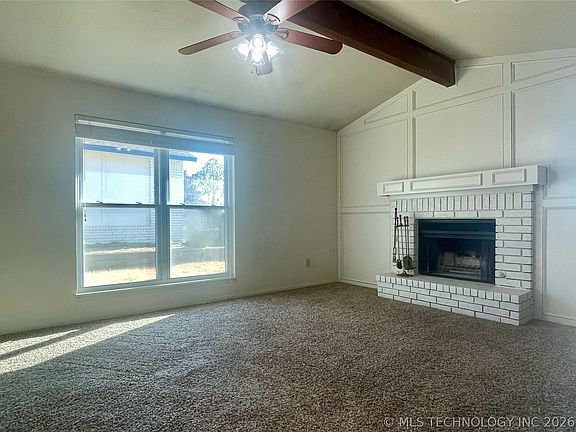 3rd image of 11117 S Nandina Ave