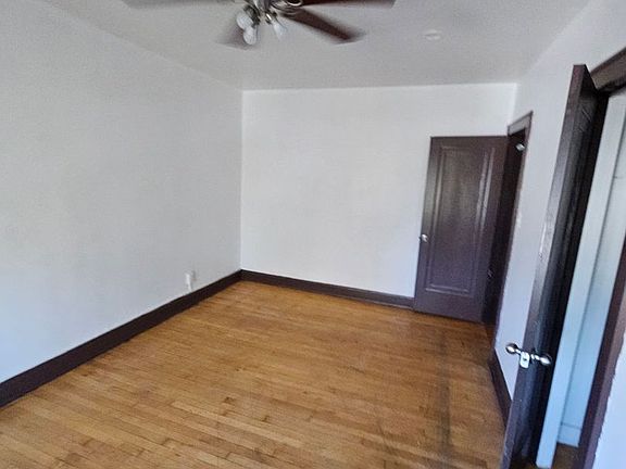 3rd image of 3056 N Palmer St APT 13