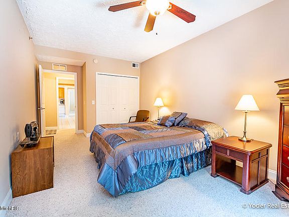 4th image of 6042 E Fieldstone Hills Dr SE Unit 9