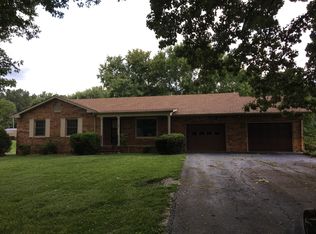 550 4th Ave S, Baxter, TN 38544