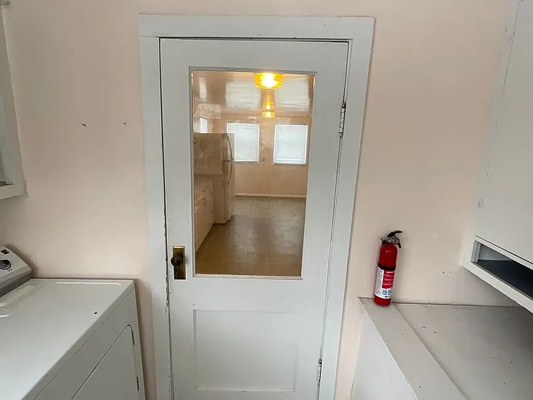 2705 N Depot St — Photo 8