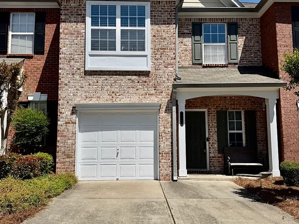 1102 Pleasant Oaks Ct, Lawrenceville, GA