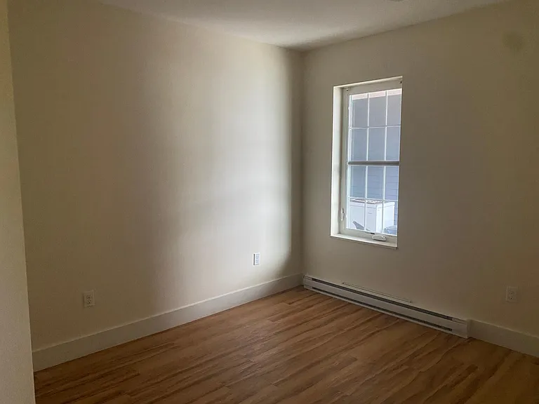 17 White St #C — Photo 6