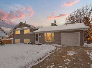 8232 Hemingway Ave S, Cottage Grove, MN 55016