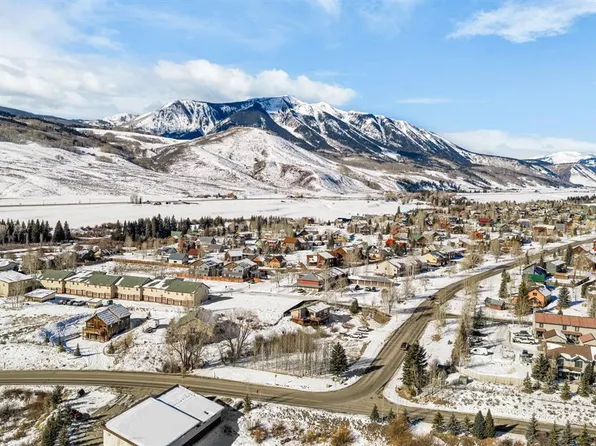 147 Cement Creek Road, Crested Butte, CO 81224