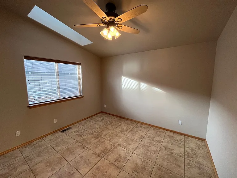 2901 NE Pinnacle Pl — Photo 8