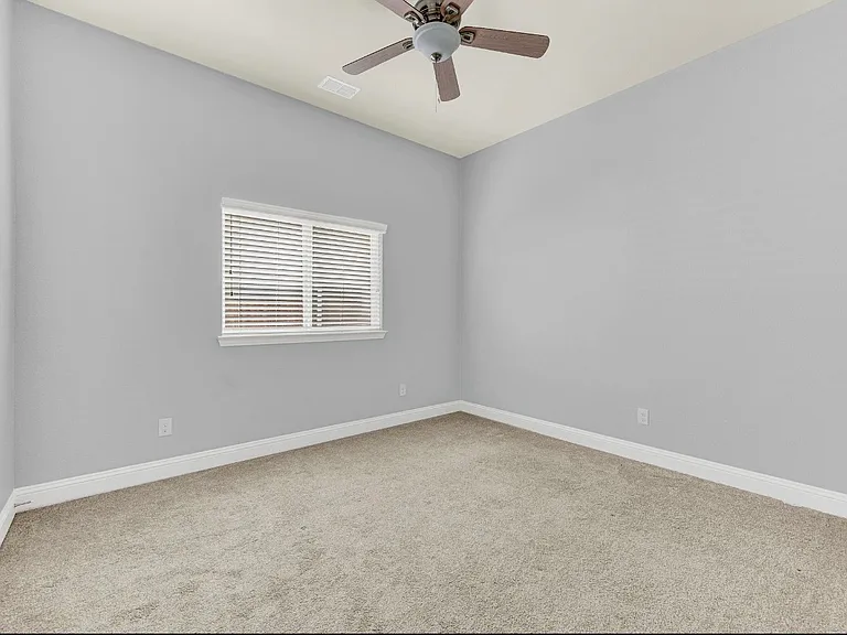 3042 Seattle Slew Dr — Photo 20