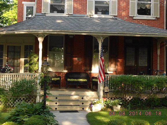 216 S. Broad St Porch