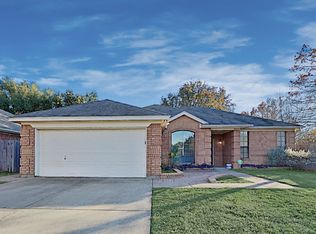 6224 Vista Wood Dr, Arlington, TX 76017