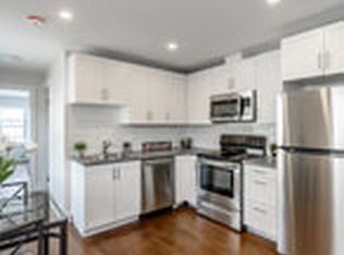35 Niagara St #7, Saint Catharines, ON L2R4K8