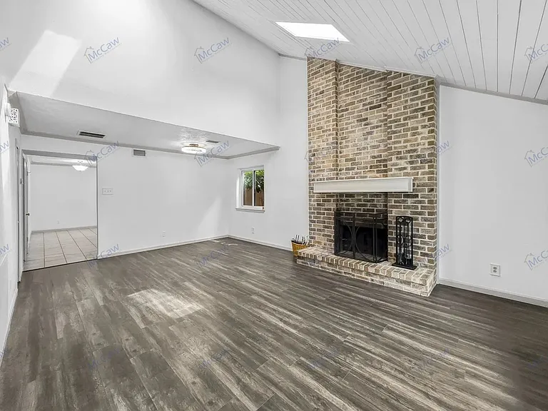 767 Dove Cir — Photo 9