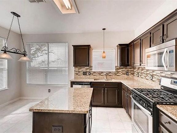 4th image of 9201 Linkmeadow Dr