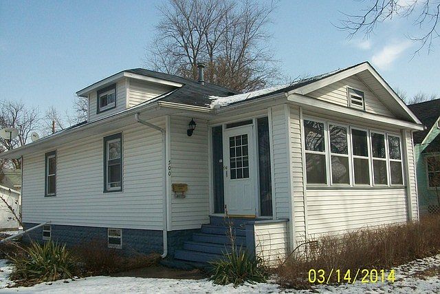 2nd image of 500 E Oak St