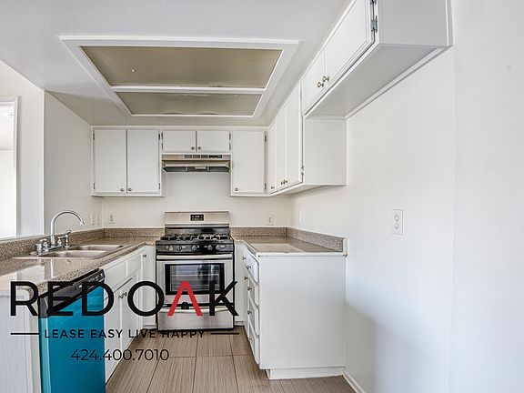2nd image of 724 S Berendo St APT 1F
