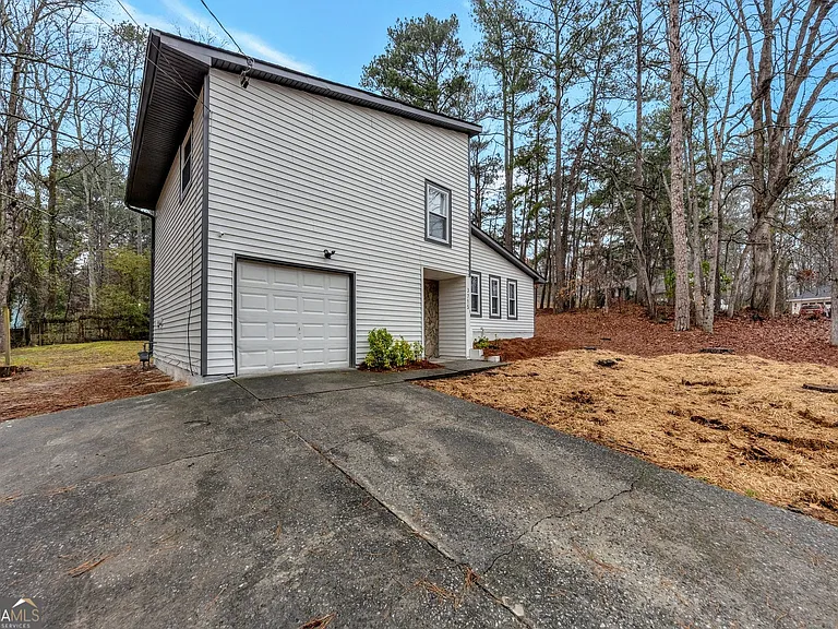 3715 Clearwater Dr — Photo 23