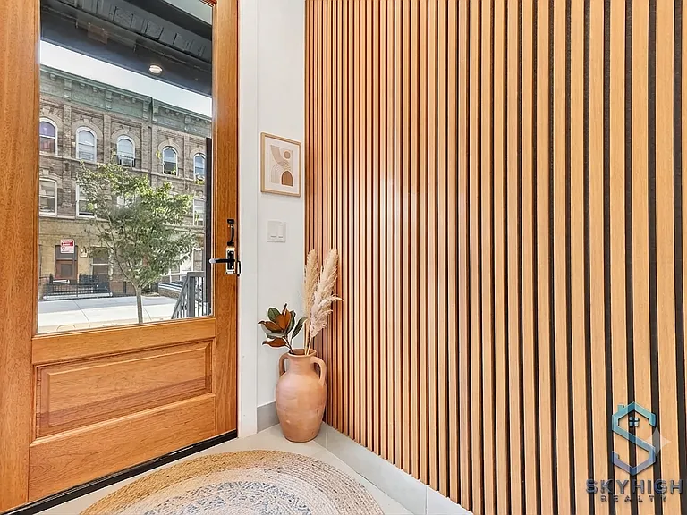 723 Knickerbocker Ave #3D — Photo 10