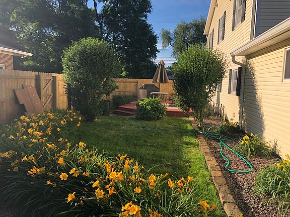 3rd image of 10697 Cricklewood Dr