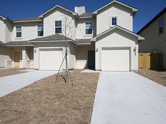 3rd image of 105 Peruna Dr