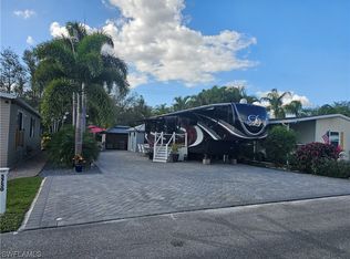 5740 Maplewood Ct, Fort Myers, FL 33905