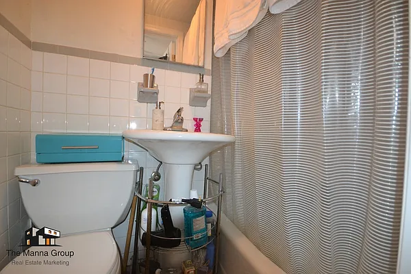 Rented by Bold New York | media 19