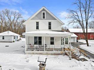 9592 Townline Rd, Kewaskum, WI 53040