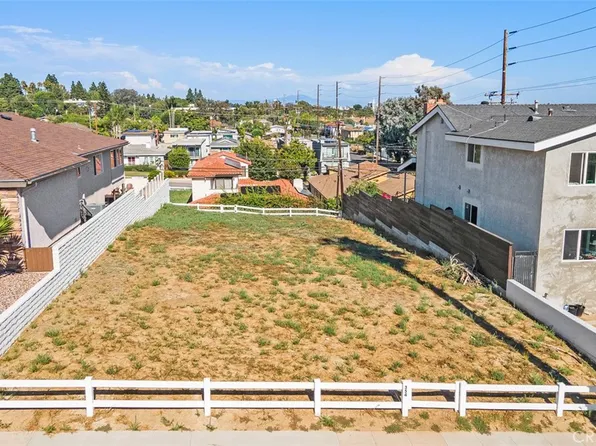 354 Los Altos Ave #11, Long Beach, CA 90814