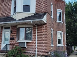 53 Green St, Lansdale, PA 19446