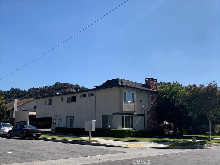 656 Lemar Park Dr #D — Photo 31