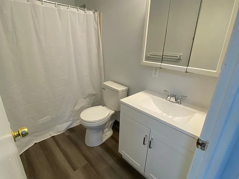 2216 Harbor View Dr — Photo 10