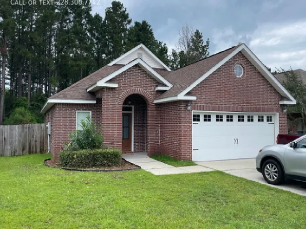 17063 Palm Ridge Dr, Diberville, MS 39540