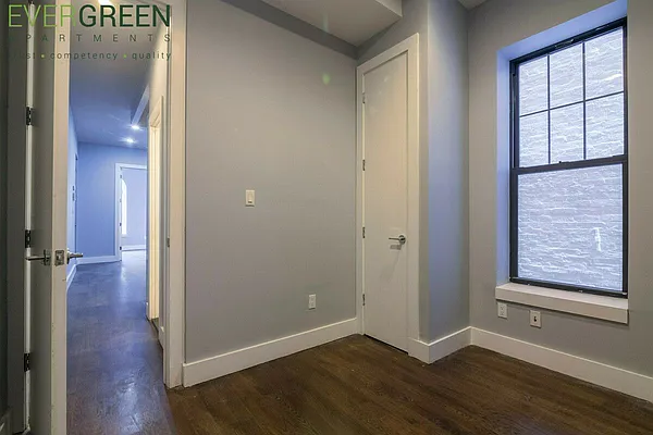 Rented by ERNY LLC | media 20