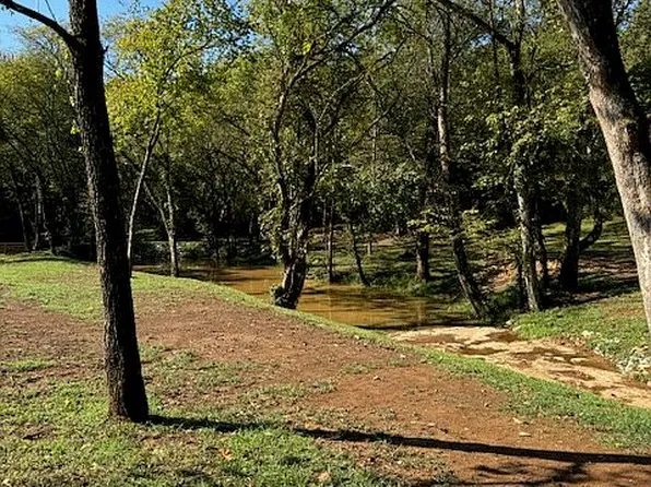 443 Carters Creek Pike, Columbia, TN 38401