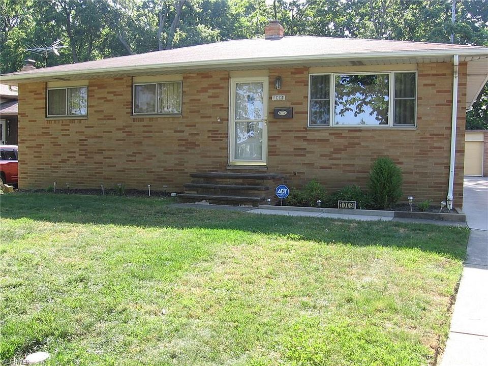 1st image of 1009 E 179th St