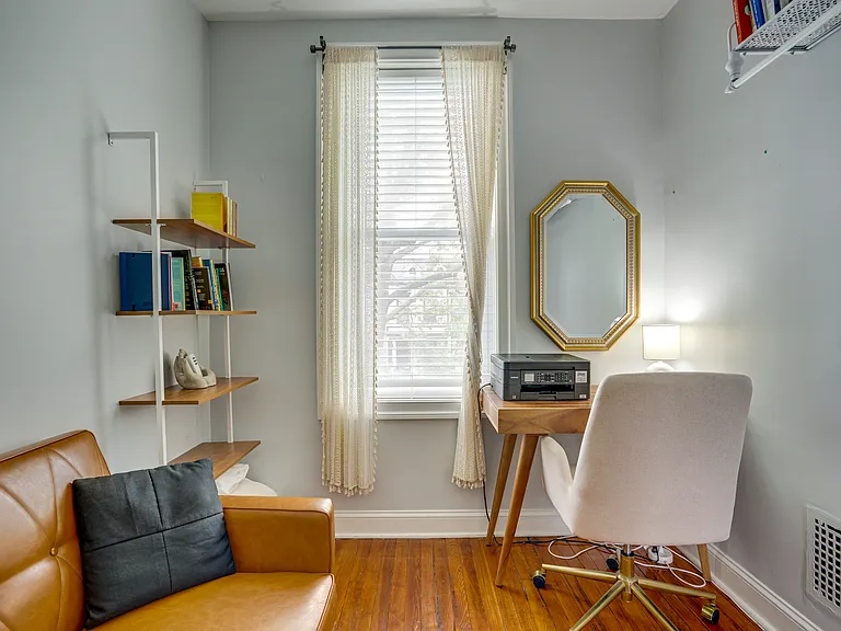 Keefer Pl NW — Photo 13