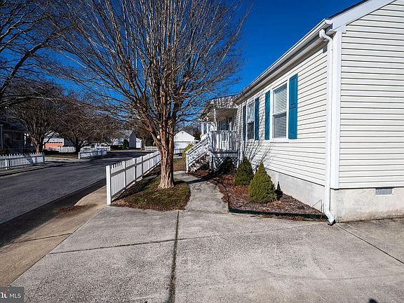 5th image of 38518 S Hampton Dr