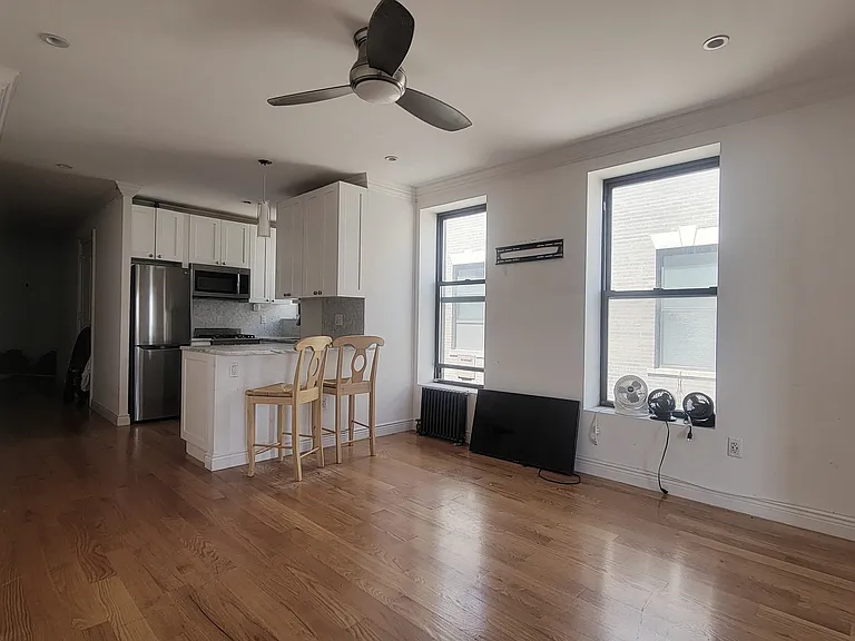500 W 110th St #6C — Photo 2