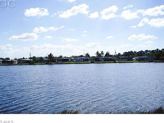 2nd image of 3018 Artesian Ln