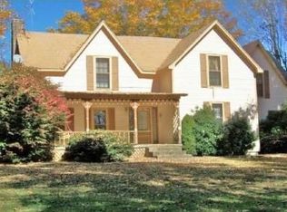 901 Liberty Rd, Lafayette, TN 37083