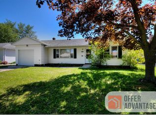 6781 Oakwood Rd, Parma Heights, OH 44130