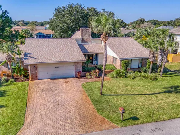 1149 Sunset Ln, Gulf Breeze, FL 32563