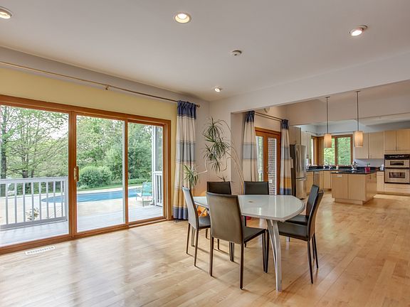 Open Living Area