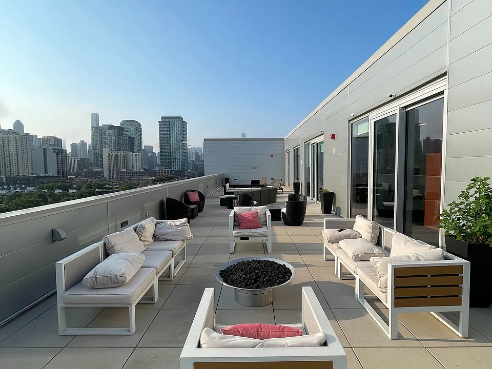 Outdoor Lounge with Firepit and Chaise Loungers - Best View in Chicago