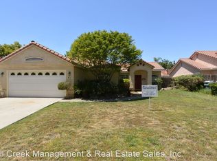827 S Tracy St, Visalia, CA 93292